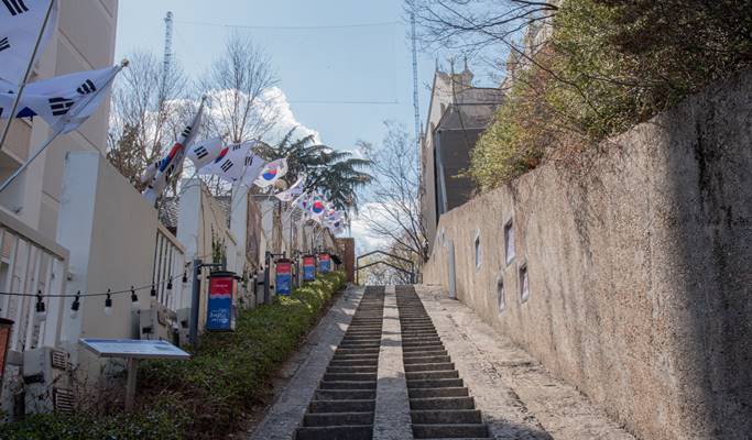 Daegu Modern History Photo Mission Tour