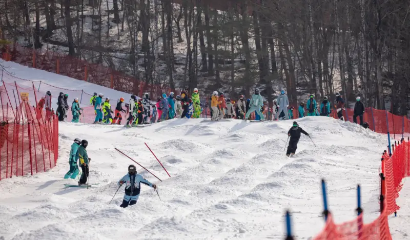 Yongpyong Ski Resort Helmet Rental