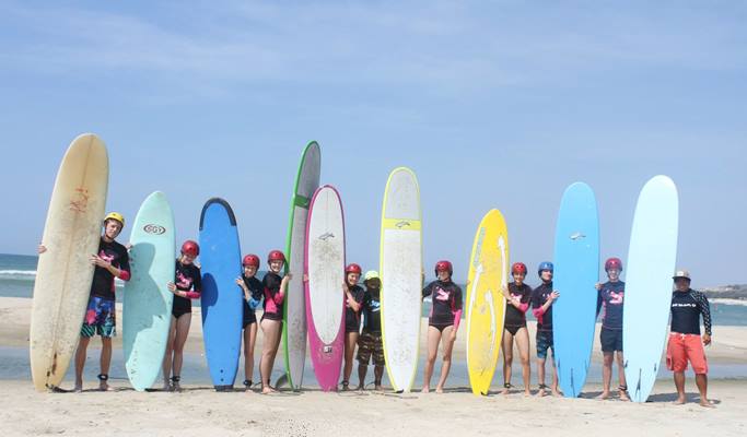Mui Ne Surfing & Wind Surfing Experience (Lesson/Equipment Rental)