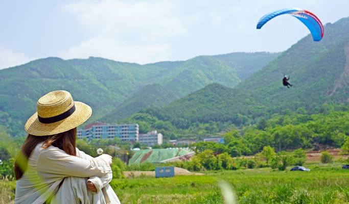 Mungyeong Exciting Activities (Rail bike, clay shooting, and optional paragliding) 1 Day Private Tour