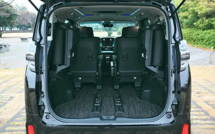 Spacious trunk space in a private transfer van between Haneda or Narita Airport and Tokyo.