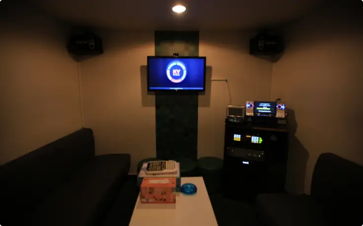 Karoke room on the New Camellia Cruise.