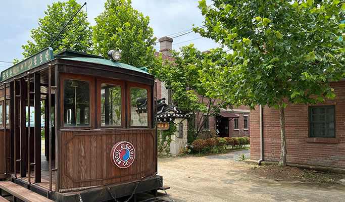 [K Story Tour] Nonsan 1900~50s K-Drama Filming Studio + Sunshine Land 1 Day/ 2D1N Tour - from Seoul