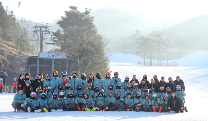 雙板滑雪/單板滑雪一日遊：橡樹谷滑雪場