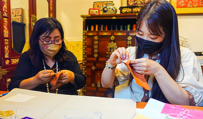[OraeGage] Korean Traditional Embroidery Class Tour (Sungbuk District)