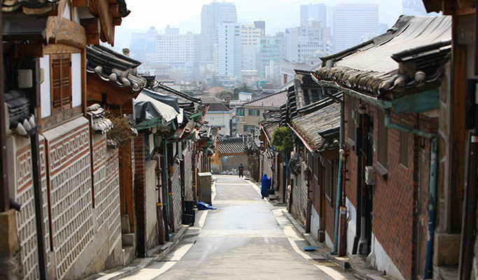 [OraeGage] Bukchon Hanok Village Traditional Art Craft Class (Voucher Pass/ Walking Tour Options)