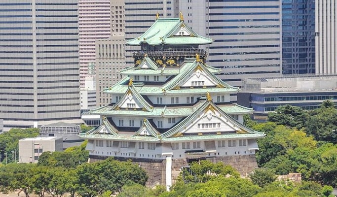 Osaka Castle Private Half Day Tour