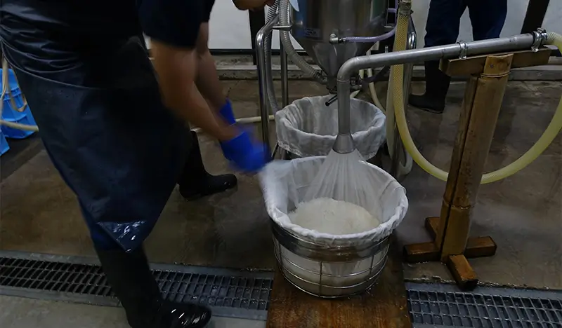 Daimon Sake Brewery Half Day Tour in Osaka - view 1