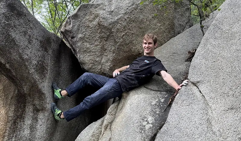 Private Outdoor Bouldering Experience in Anyang near Seoul - view 2