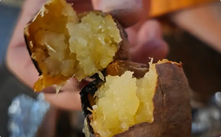 Roasted potatoes at Supsok Hanbang Land