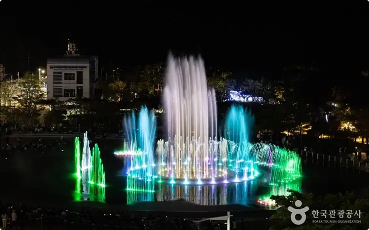 Sunset Fountain of Dreams near Dadaepo Beach in Busan