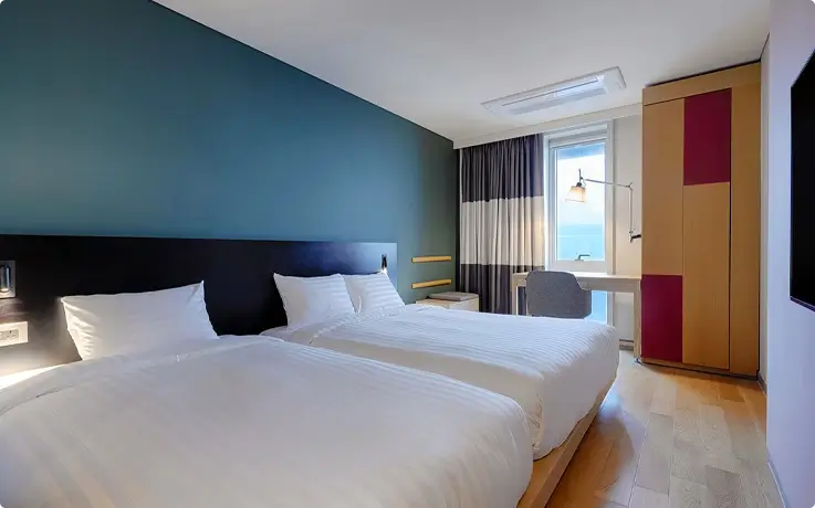 Standard twin room of Sonomoon Haeundae in Busan