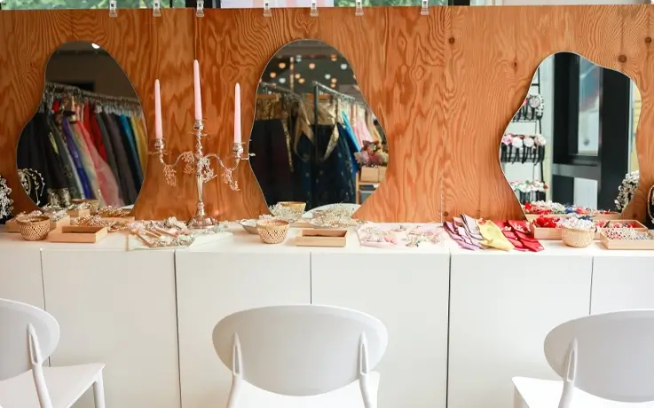 Styling zone at Daehan Hanbok near Gyeongbokgung Station