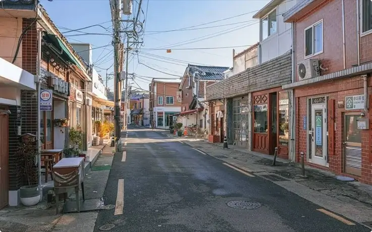 Bongridangil street in Gimhae