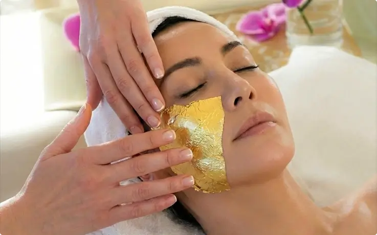 Visitor receiving Princess course at Hana Mud Spa in Myeongdong