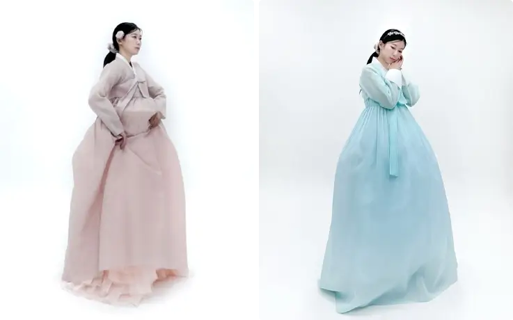 Hanbok rental in Busan by Hanminyeo featuring traditional pastel tone Hanboks.