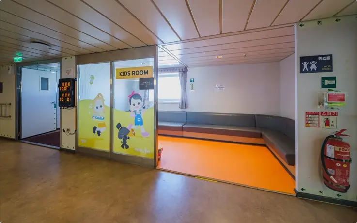 Kid's playroom at Silver Cloud