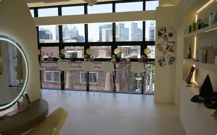 Facilities at K-POP ARCADE