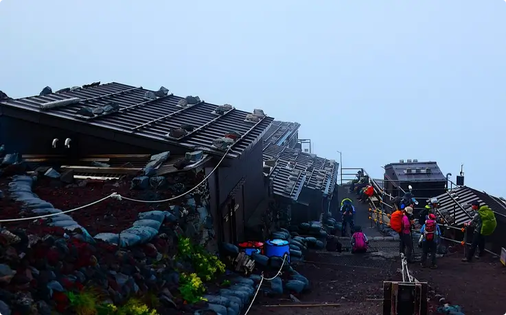 Fujinomiya 8th Station Mountain Hut
