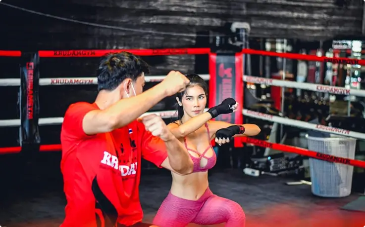 Muay Thai class in Bangkok at Krudam Gym