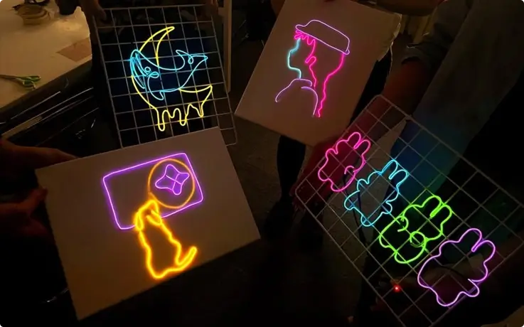 Characters made with neon lights at a neon sign making class in Hongdae