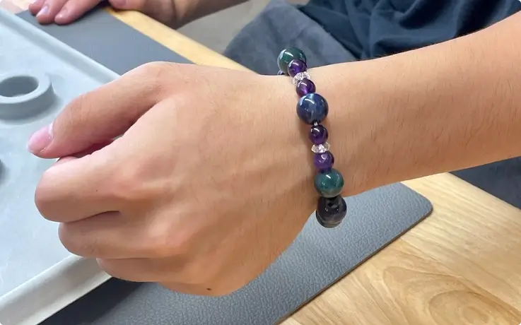 Bracelets made during prayer beads bracelet making experience in Kyoto