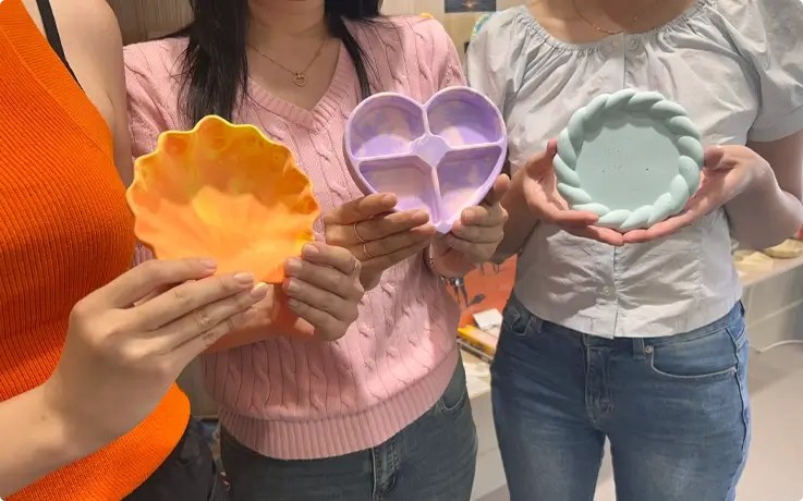 Trays made from eco-friendly resin at South Daze in Gwangalli, Busan