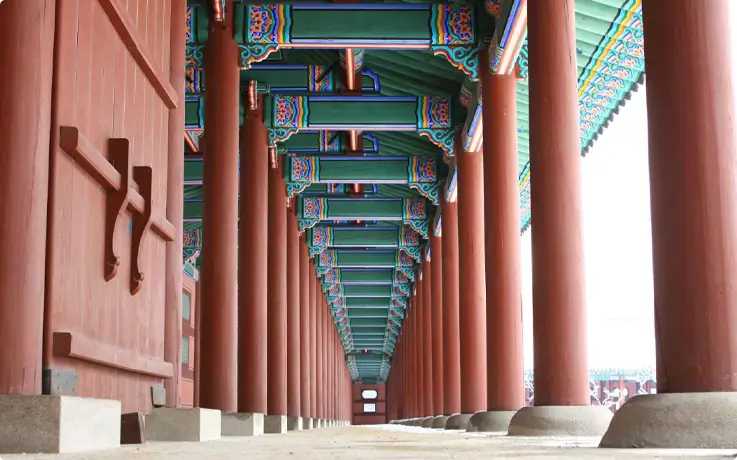 Pillars with circular and square supports at Gyeongbokgung palace