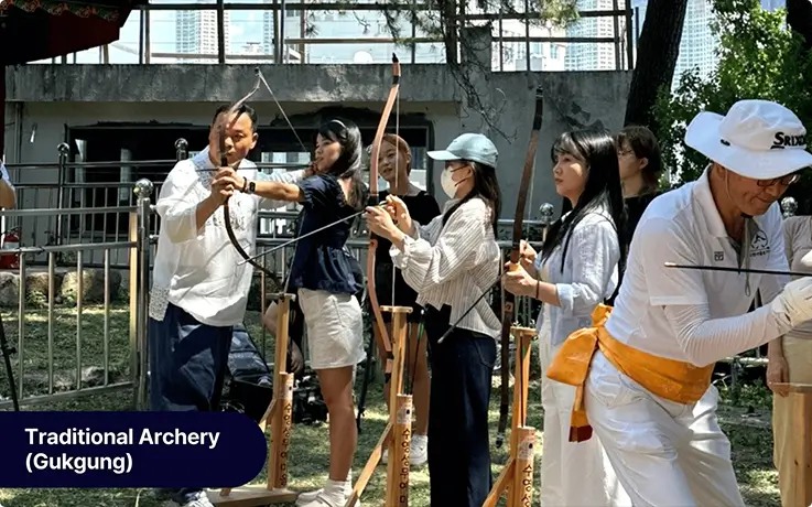 Traditional Korean Archery (Gukgung) Experience in Suyeongseong Martial Arts Village