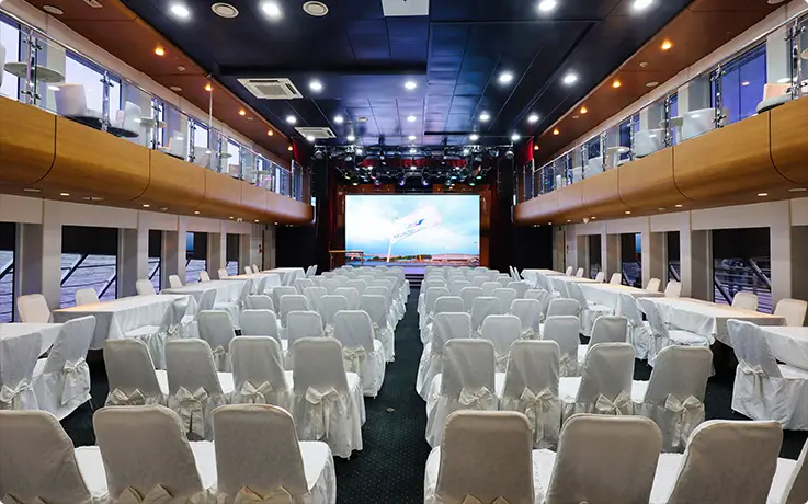 Event hall of Hi! Seoul, Hangang River Cruise in Yeouido