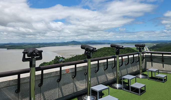 [K Story Tour] Paju DMZ + Heyri Art Village + Outlet Shopping 1 Day/ 2D1N Tour - from Seoul