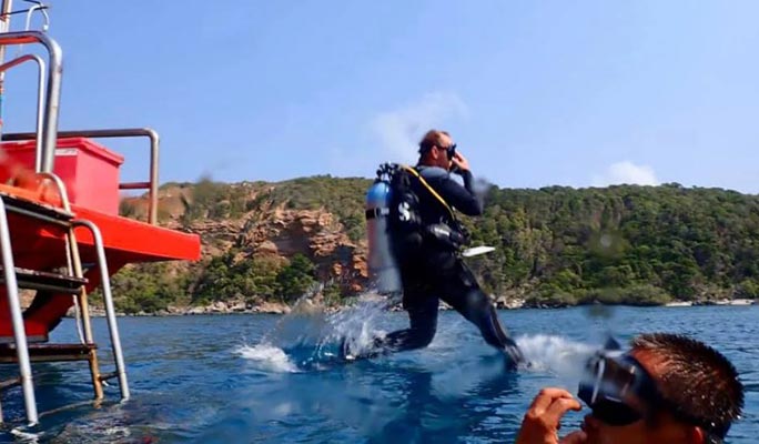 Pattaya Scuba Diving / Snorkeling 1 Day Tour (+Lunch) (+ Hotel Transfer option)