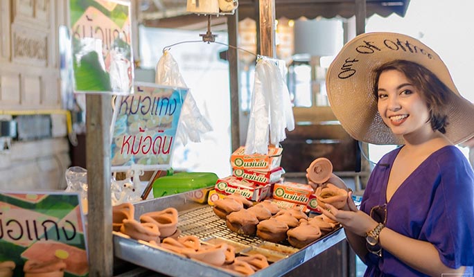 Pattaya Floating Market Half Day Tour (Morning/Afternoon) (+ Hotel Transfer)
