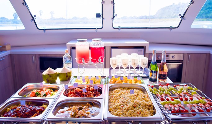 Monkey Island + Rin Island + Khram Yai/Noi Island Luxury Yacht 1 Day Tour (+Lunch/Transfer) (Snorkeling/Kayaking/Fishing)