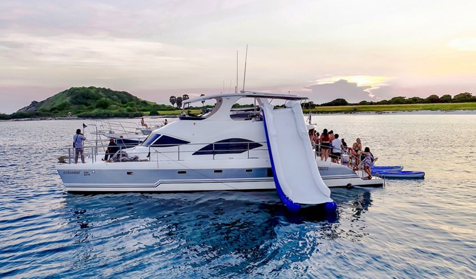 Monkey Island + Rin Island + Khram Yai/Noi Island Luxury Yacht 1 Day Tour (+Lunch/Transfer) (Snorkeling/Kayaking/Fishing)