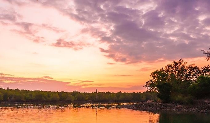 James Bond Island (Phang Nga Bay) Sunrise Premium Tour by Speedboat (+Lunch/Canoeing/Snorkeling) - from Phuket