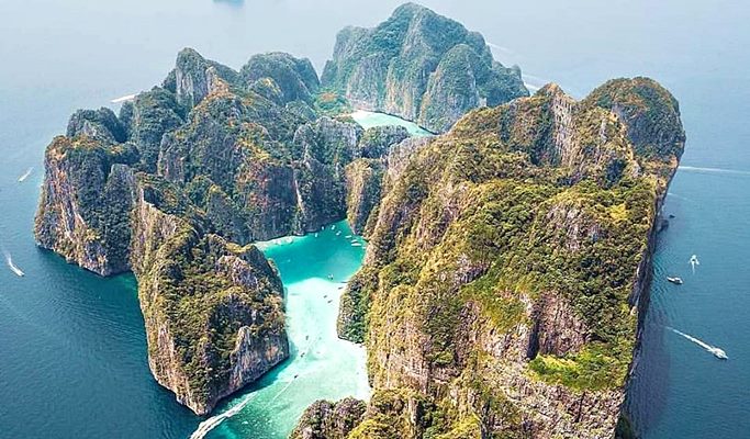 Phi Phi Islands 1 Day Join-in Tour by Long-tail Boat (+Lunch/Snorkeling) - from Koh Phi Phi Don Island