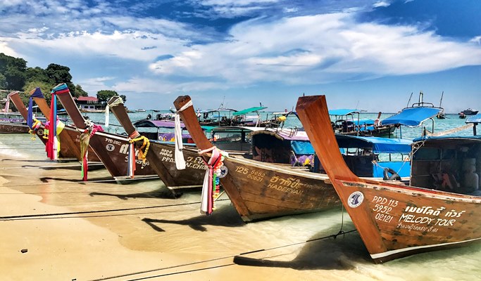 Phi Phi Islands Private Tour (+ Snorkeling) (+ Lunch option) by Long-tail Boat - from Phi Phi Don (Full Day / Half Day)