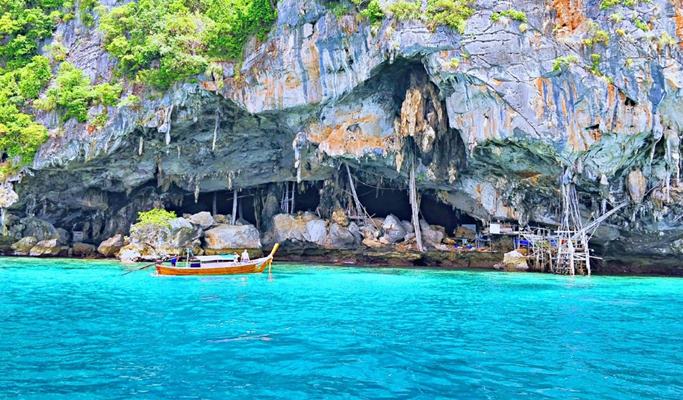 Phi Phi Islands Private Tour (+ Snorkeling) (+ Lunch option) by Long-tail Boat - from Phi Phi Don (Full Day / Half Day)