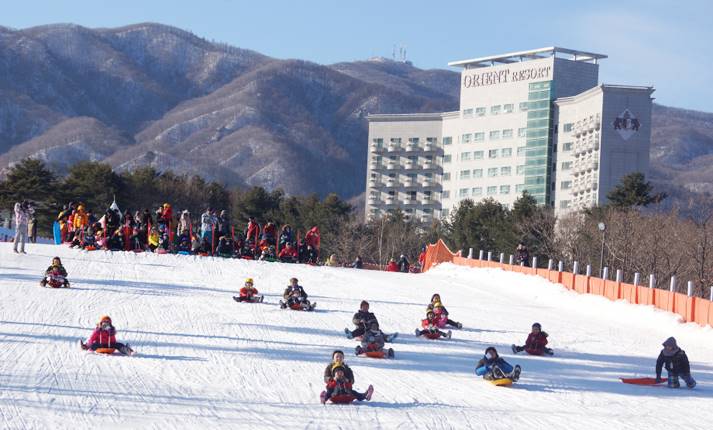 2D1N Ski Tour: Phoenix Park Ski Resort + Pyeongchang Trout Ice Fishing Festival (Jan 3~Feb 2)