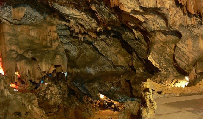 Phong Nha Cave & La Vang Church 1 Day Tour - from Hue City