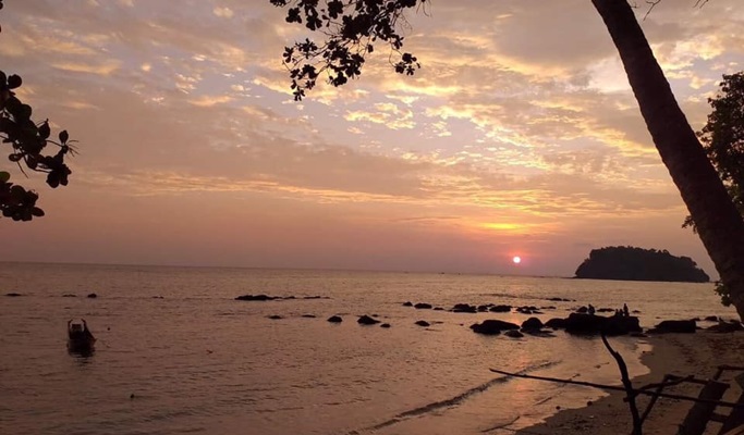 Koh Libong 1 Day Tour by Long-tail Boat (+ Motorcycle Sidecar Ride/Lunch) (+ Transfer option)