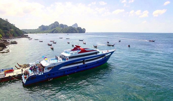 Phuket Phi Phi Islands Ferry Transfer By Jet Cruiser Hotel Transfer In Phuket