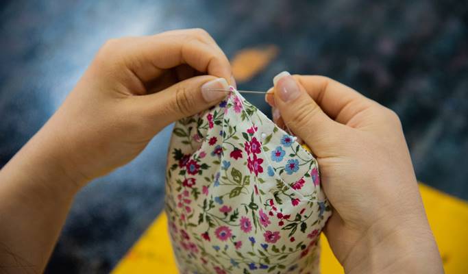 在大邱體驗健康枕頭刺繡