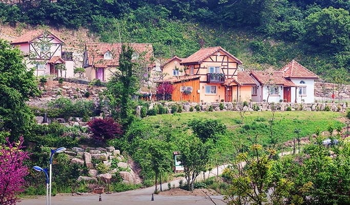 Gyeonggi-do 1 Day Trip from Seoul (4 Courses)