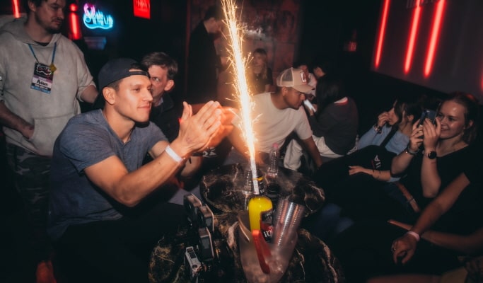 Seoul Nightlife Tour & Premium Pub Crawl in Itaewon/ Haebangchon/ Hongdae/ Gangnam