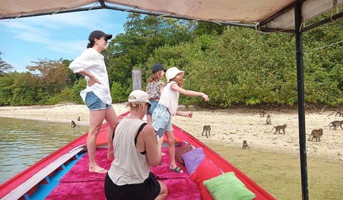 Private Snorkeling Tour in Khao Na Yak by Longtail boat (+ Hotel Transfer) - From Khao Lak