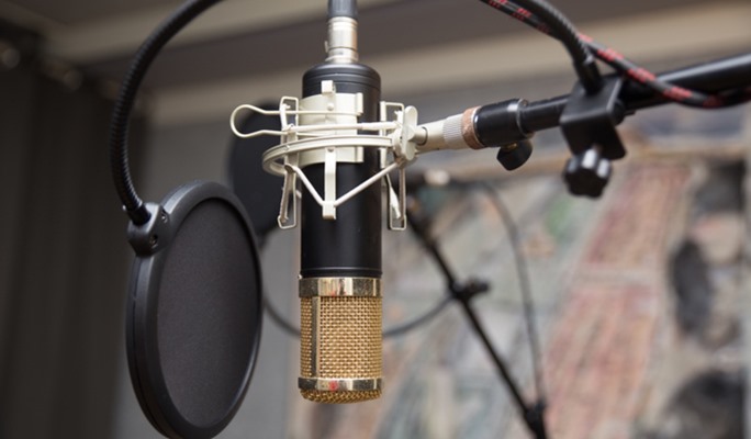 [Trazy Local Host] Pursue Your Dream as an Artist: Produce & Record Your Own Song