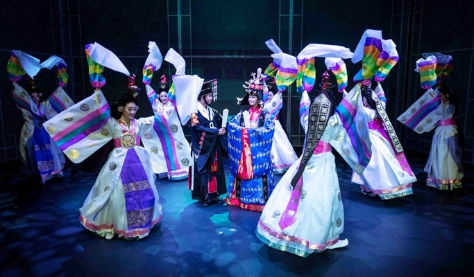 The Queen's Banquet Discount Ticket