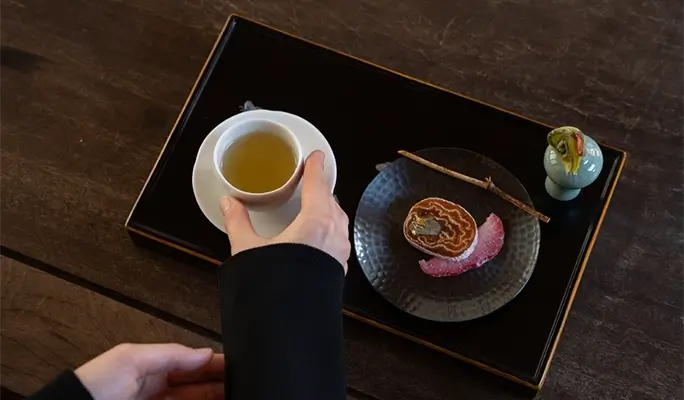 在北村樂古齋韓屋穿韓服體驗韓國傳統酒品品飲或茶禮